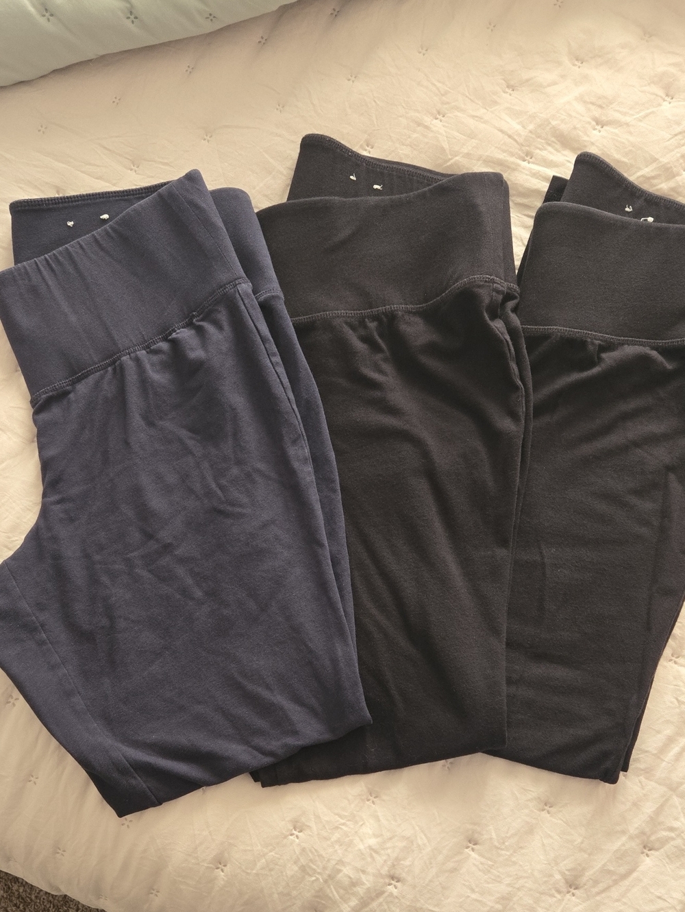 High-Waist Leggings - Navy & Black
